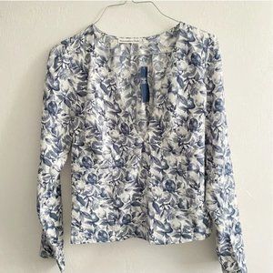 NWT Abercrombie Floral Long Sleeve Deep-V Top